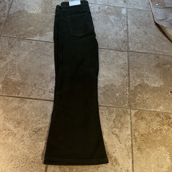 American Eagle 🦅 Flare Corduroy Jeans Hi Rise Super Stretch in Green NEW… - Picture 1 of 16